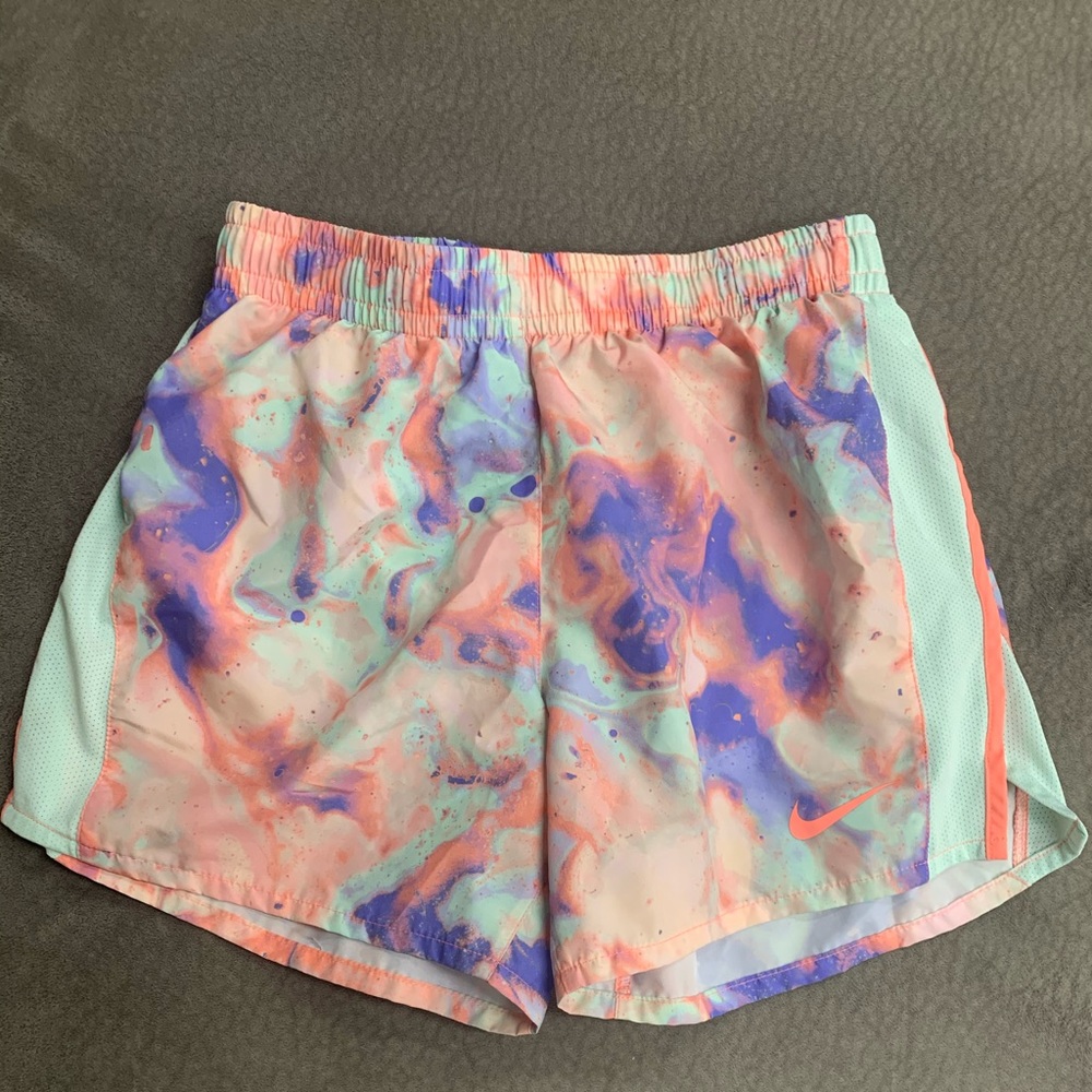 Girls nike shorts